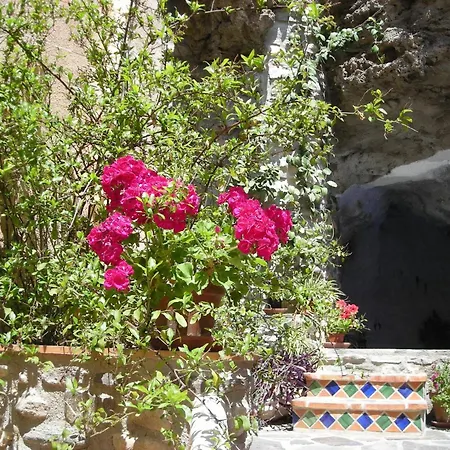 Casitas La Cueva Guajar-Faraguit